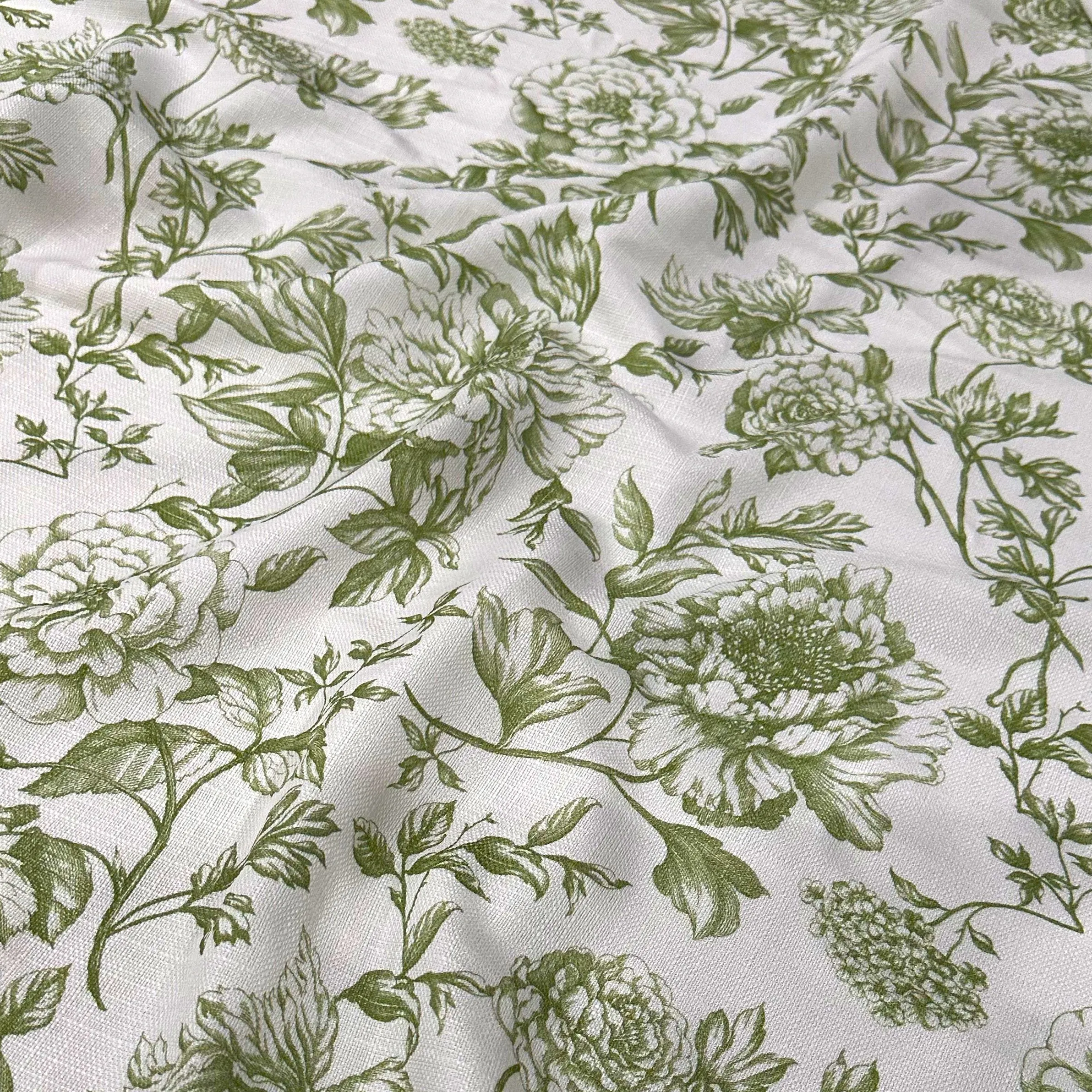 Artistry Bloom Table Linen in Sage