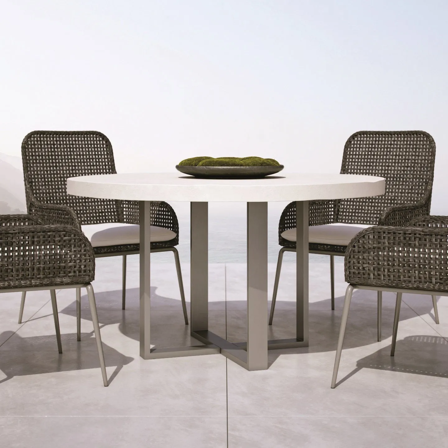 Del Mar Outdoor Round Dining Table