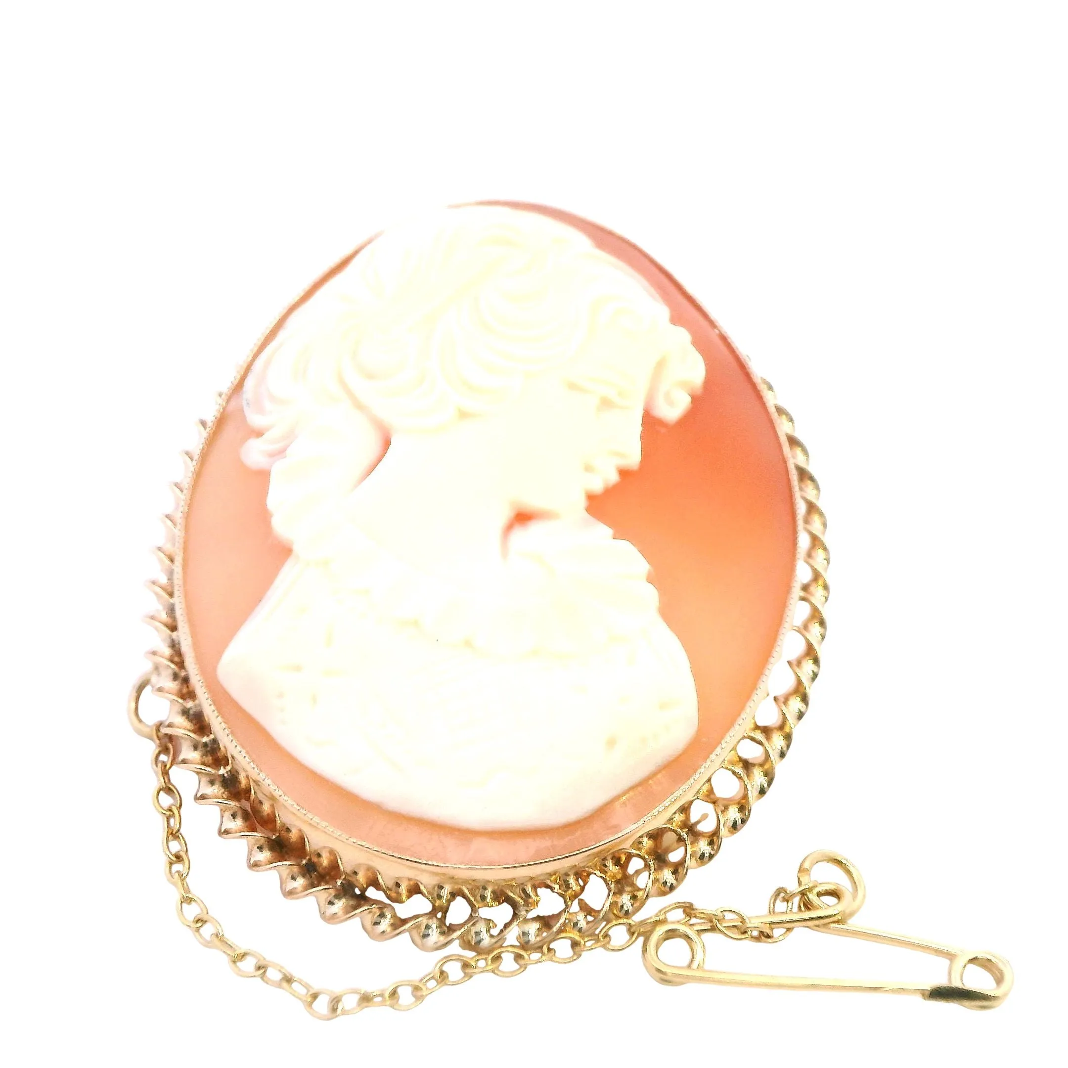 Elegant Vintage 9ct Yellow Gold Shell Cameo Brooch - Timeless Beauty!