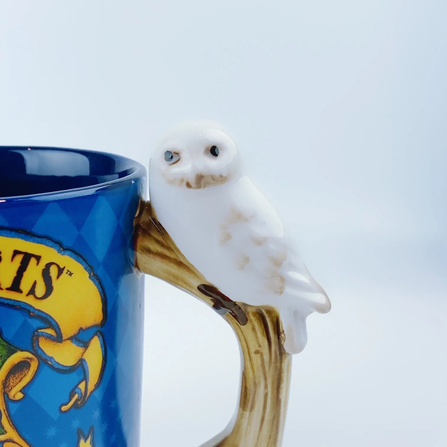 Harry Potter Hogwarts Crest Ceramic Mug with Hedwig Sculpted Handle 20oz