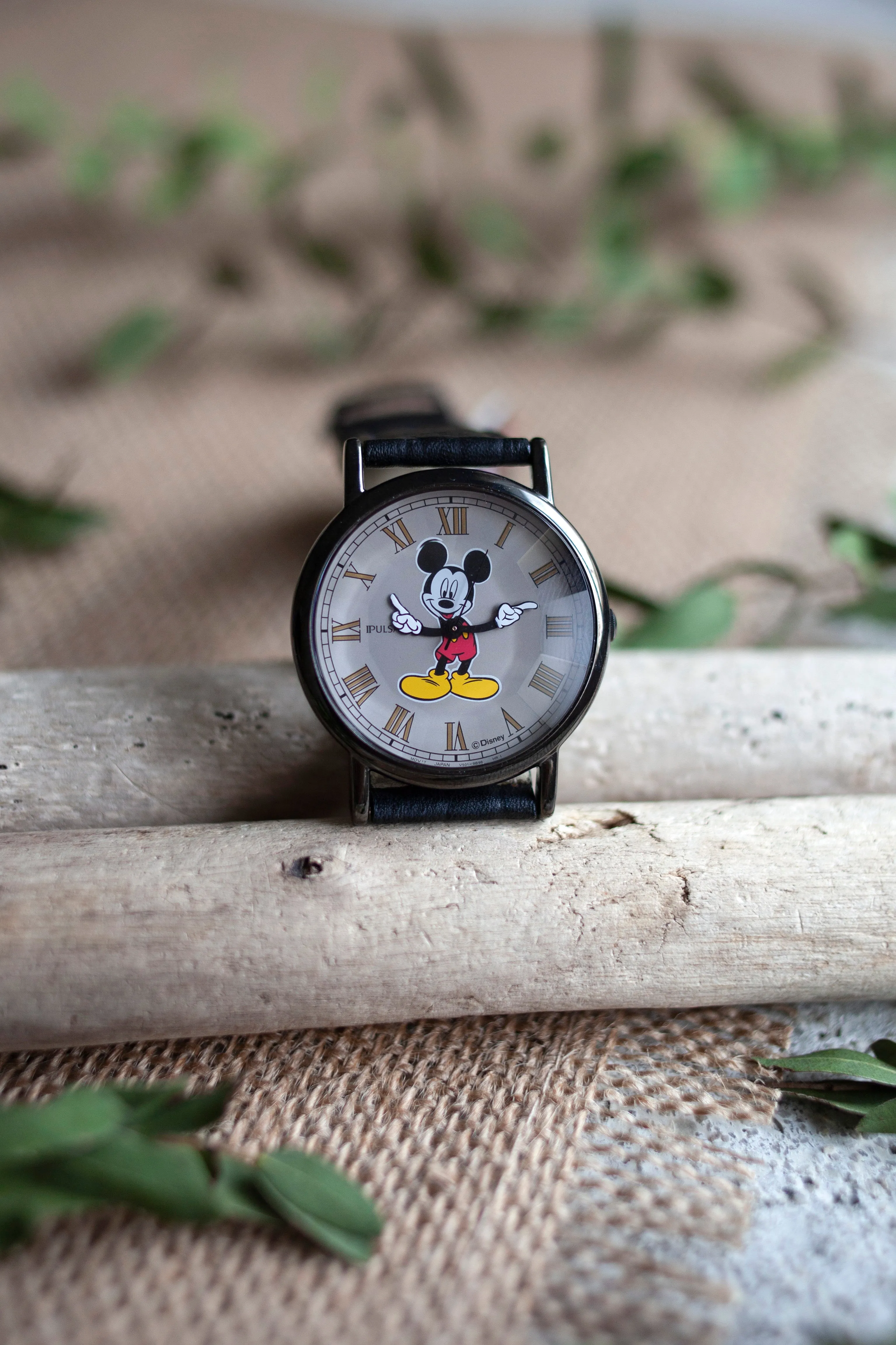 True Vintage: Mickey Gem